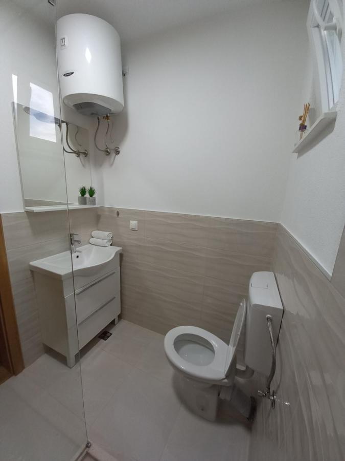 Luna Apartmani Mostar Exteriör bild