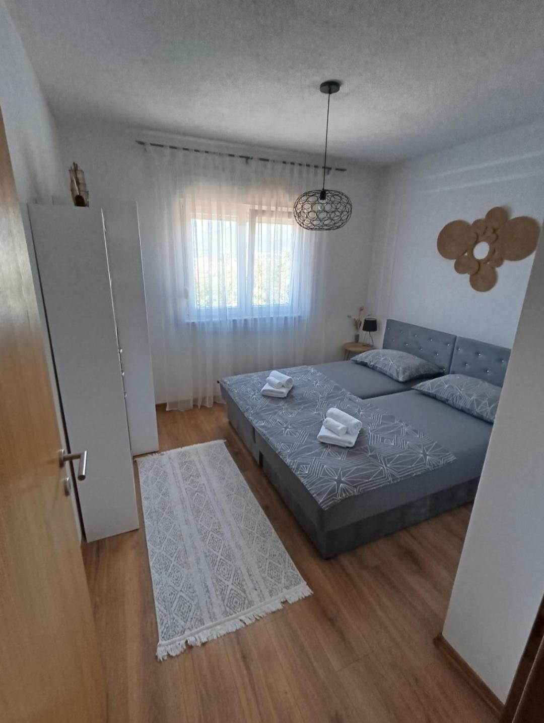 Luna Apartmani Mostar Exteriör bild